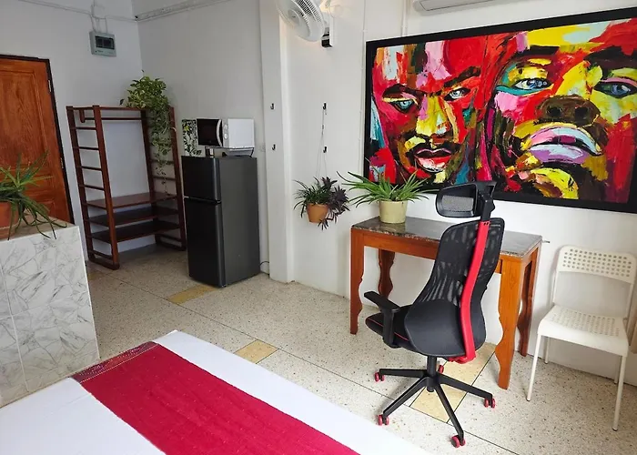 Lumphini 7 Townhouse Master Authentic Bkk Comfort Apartment *